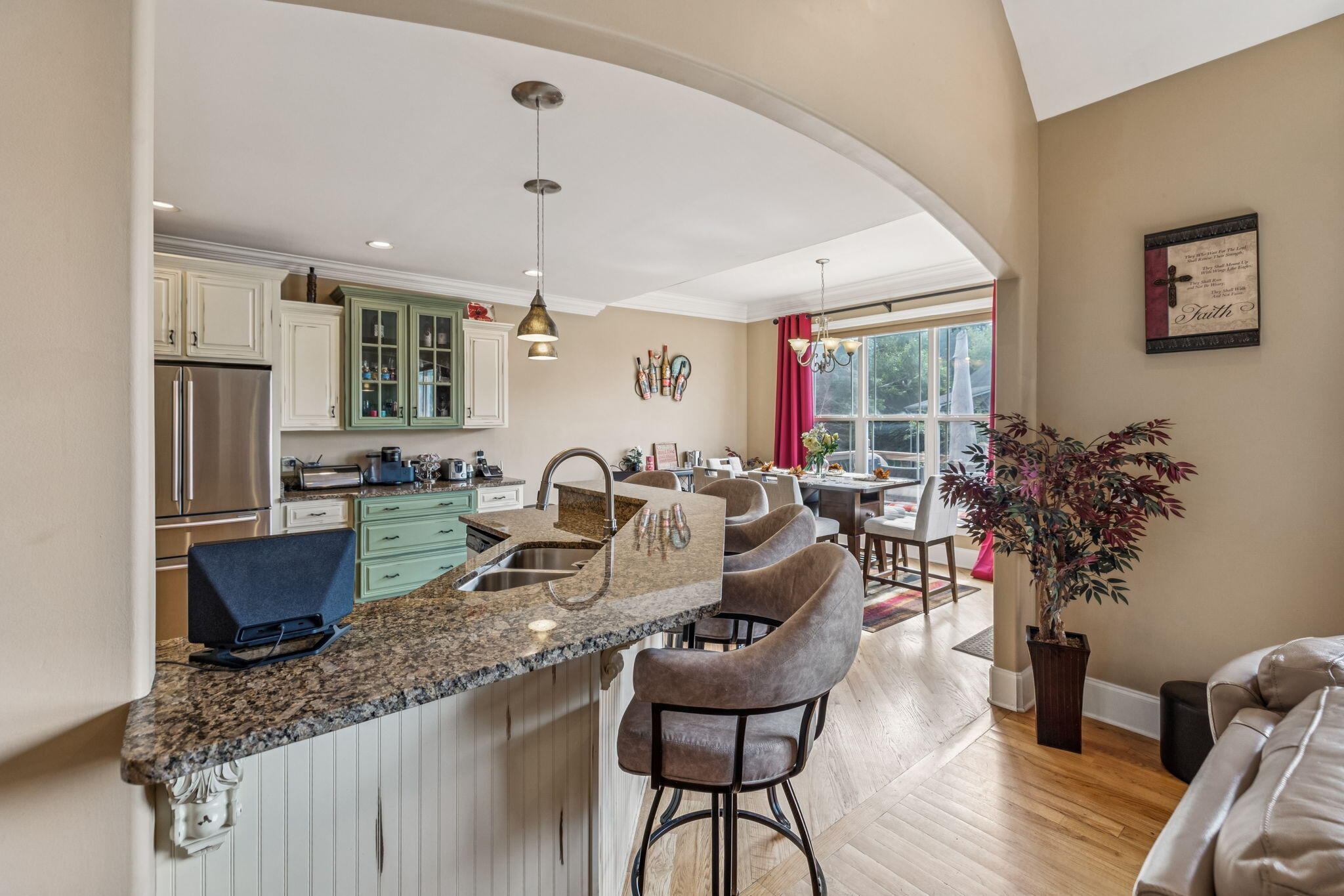 9880 Fieldcrest Drive