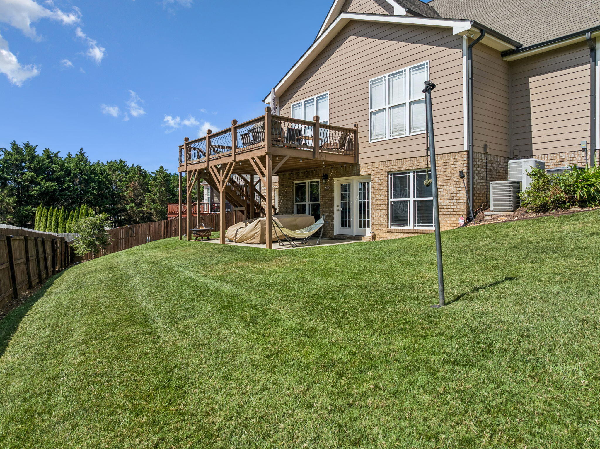 9880 Fieldcrest Drive