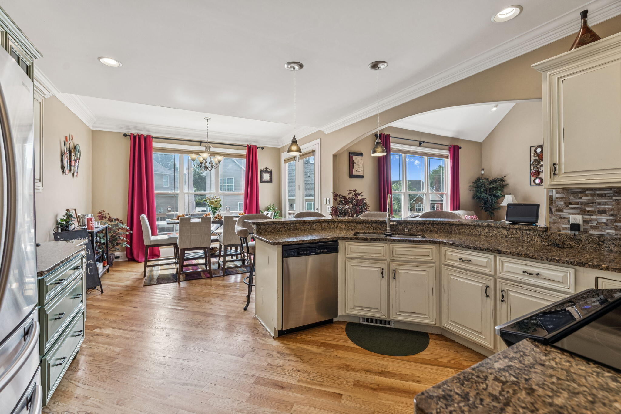 9880 Fieldcrest Drive