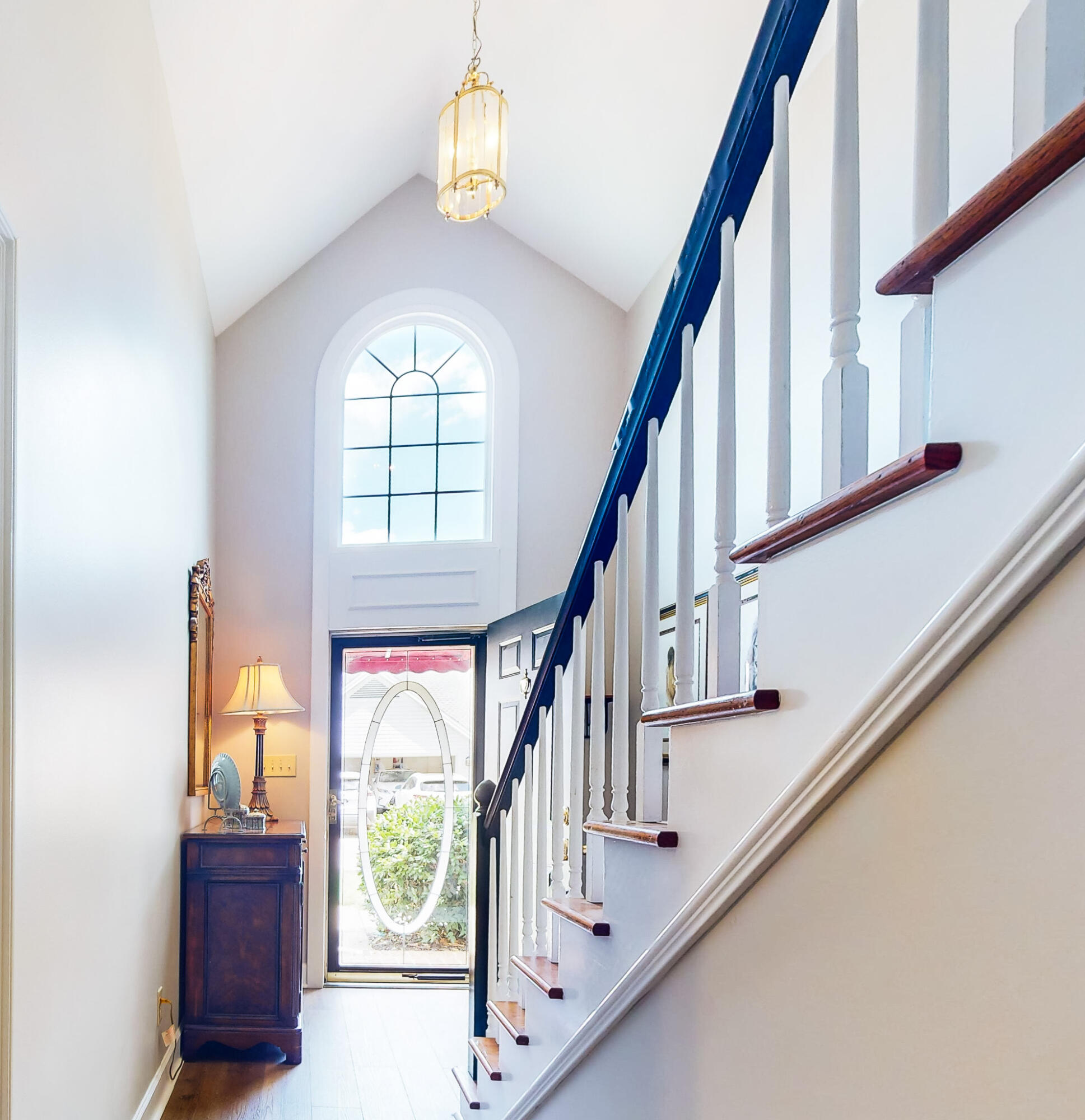 9 Acorn Lane NE