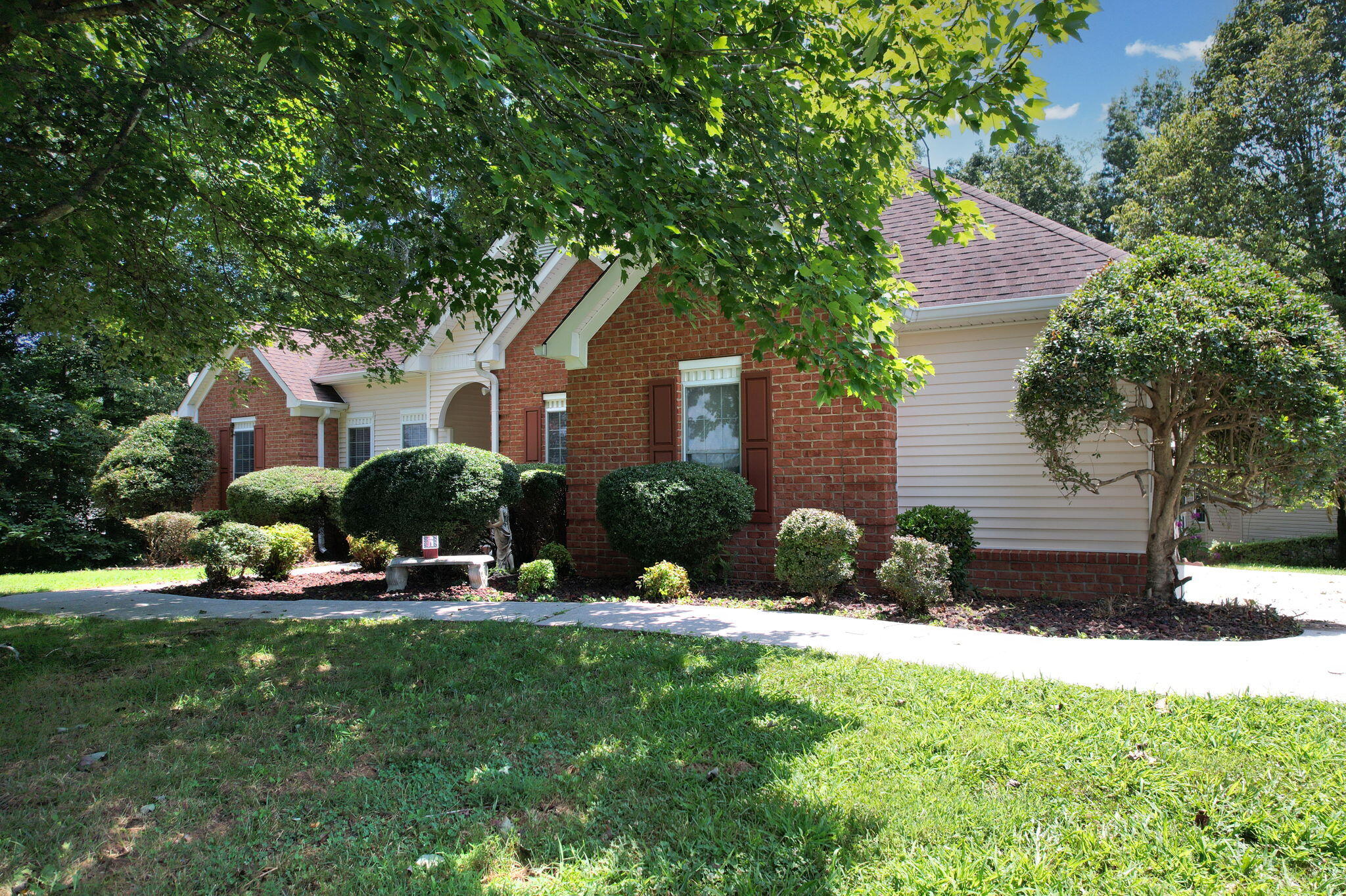 121 Mill Run Place NE