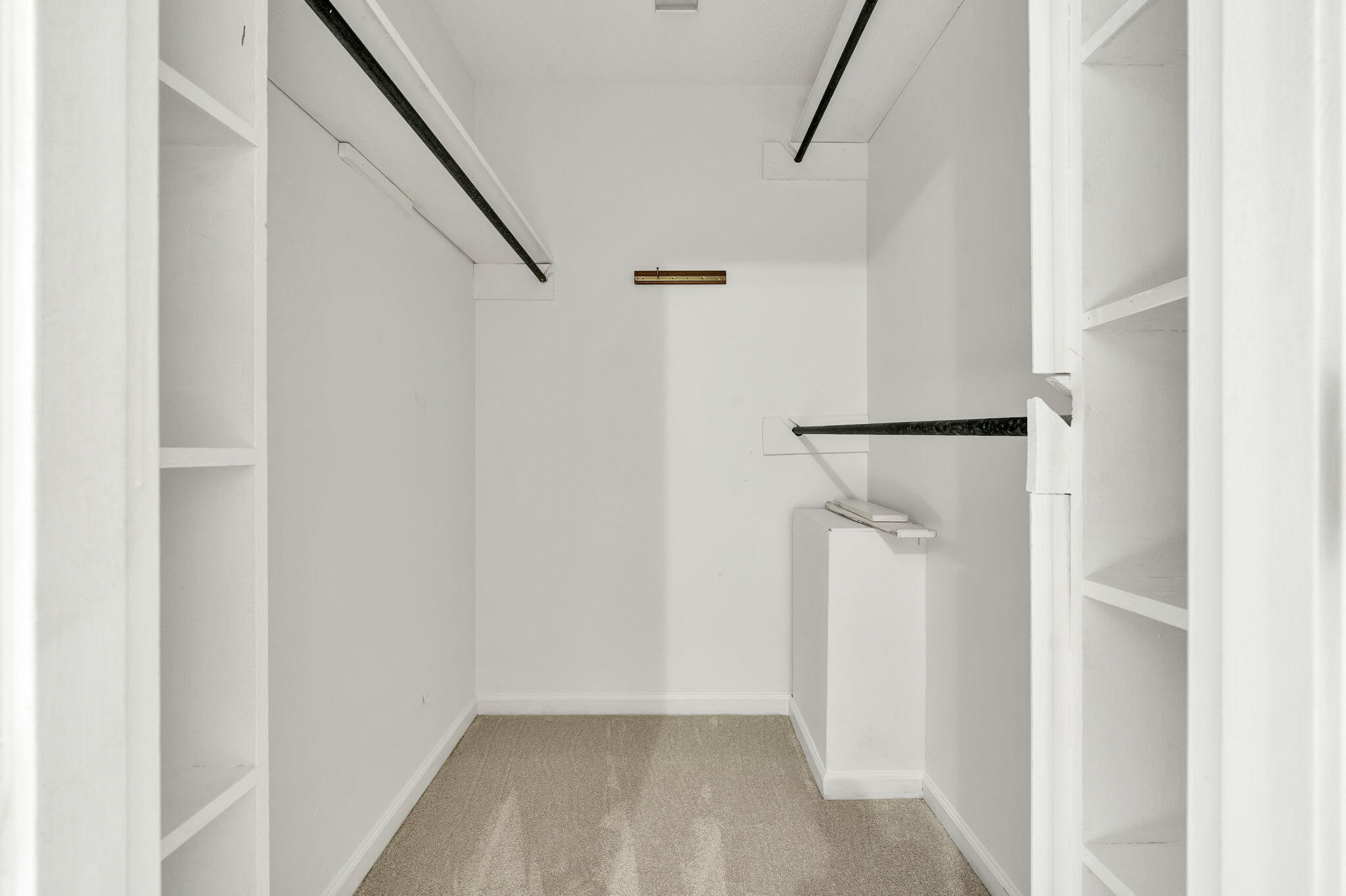 7104 Moreview Road