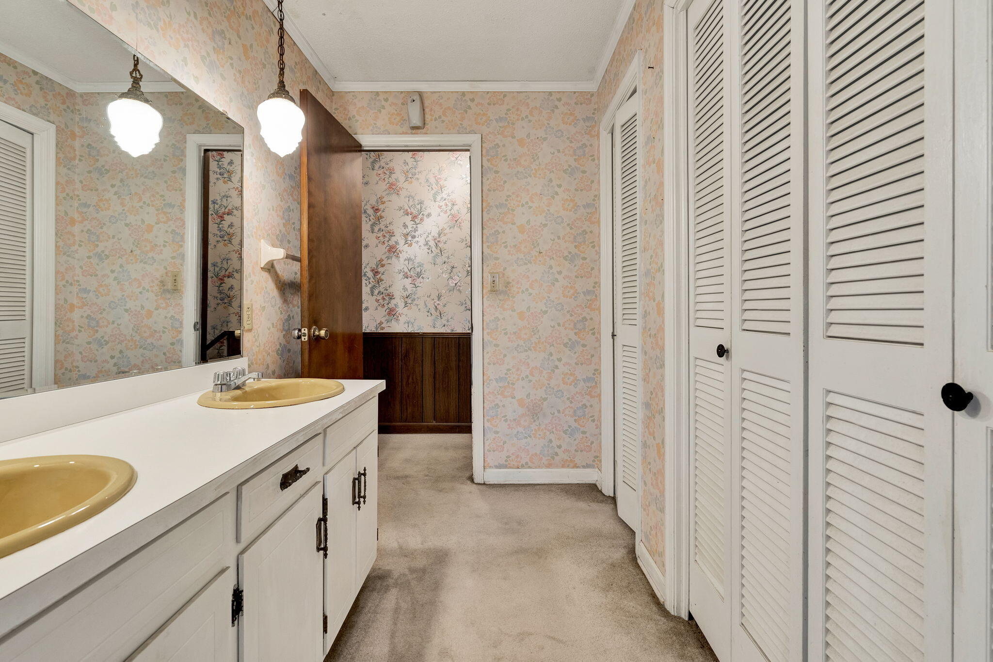 3617 Belmont Circle NW