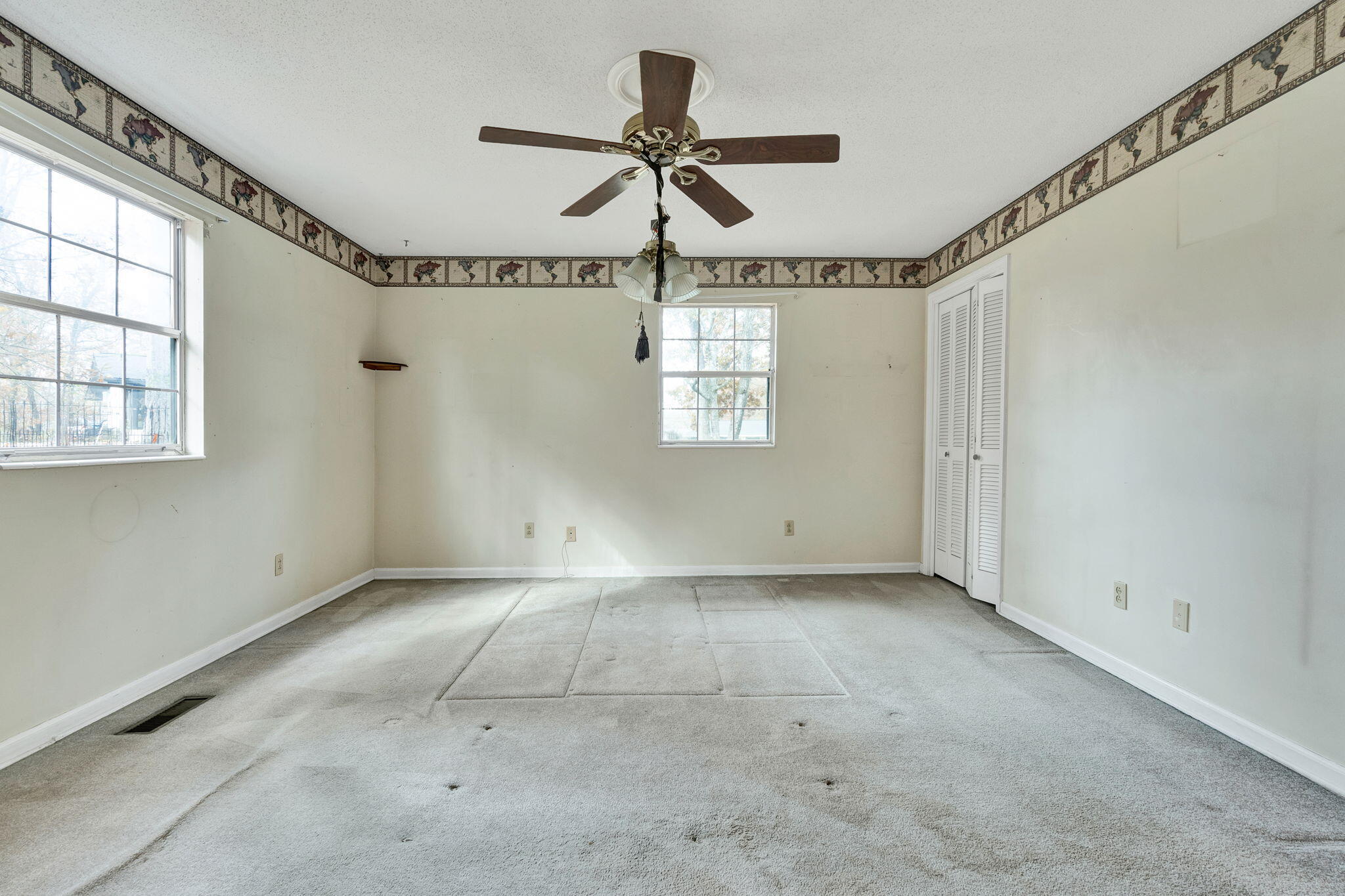 3617 Belmont Circle NW