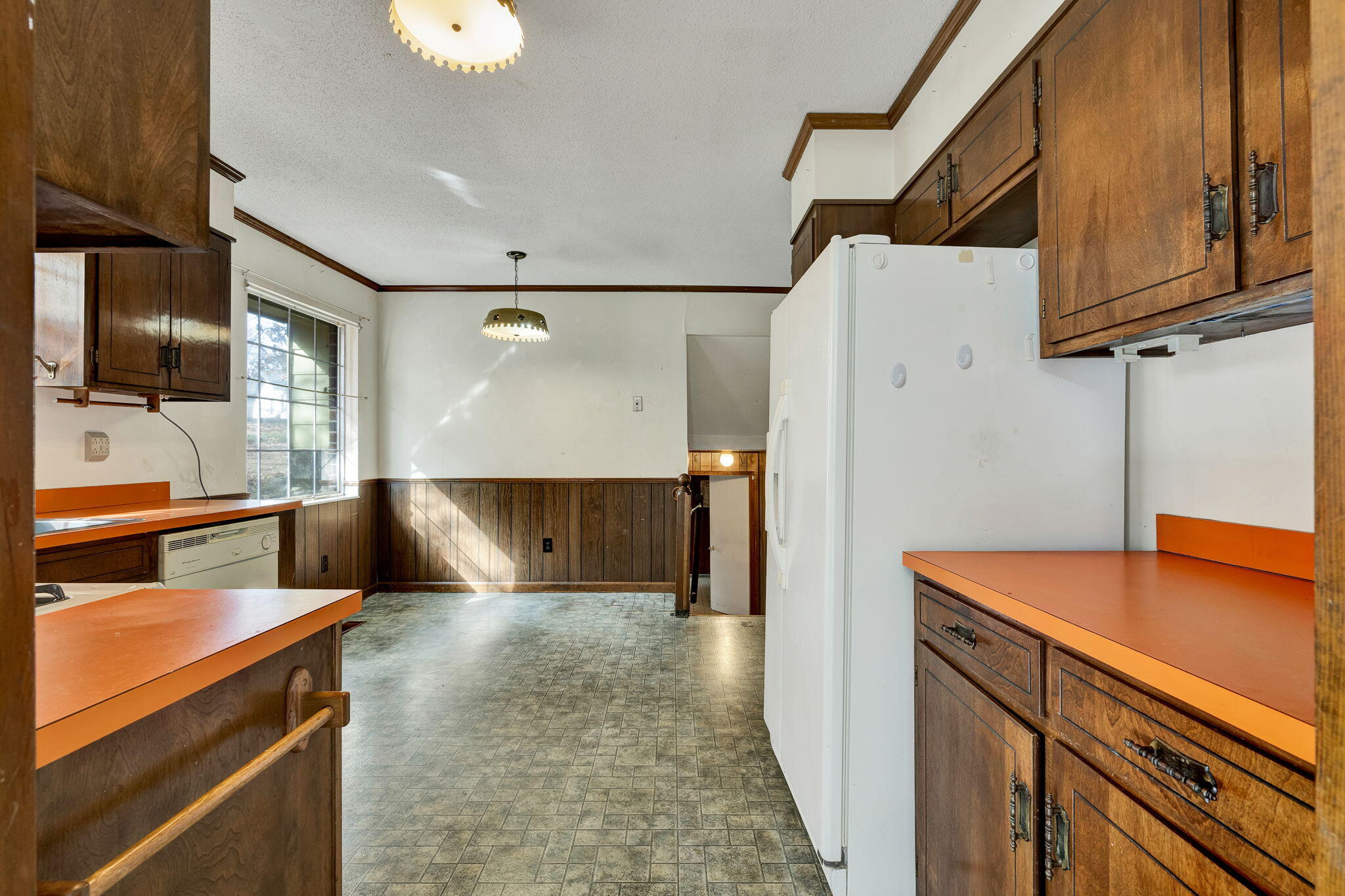 3617 Belmont Circle NW