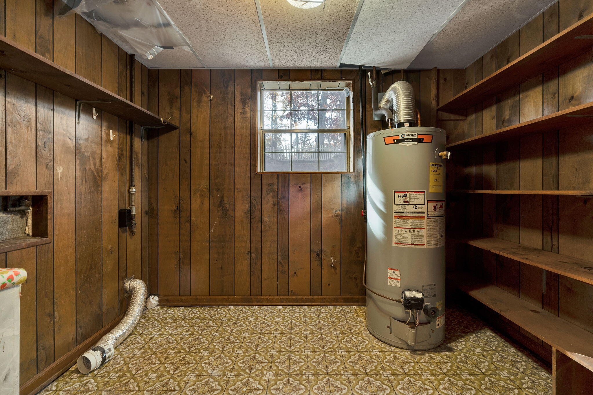 3617 Belmont Circle NW