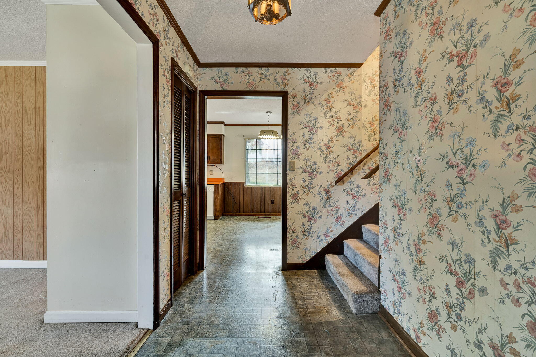 3617 Belmont Circle NW