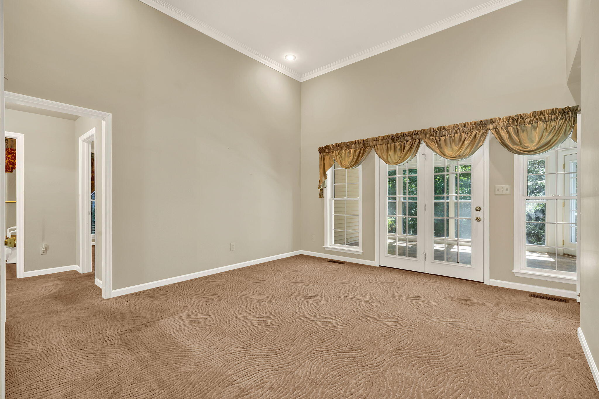 121 Mill Run Place NE