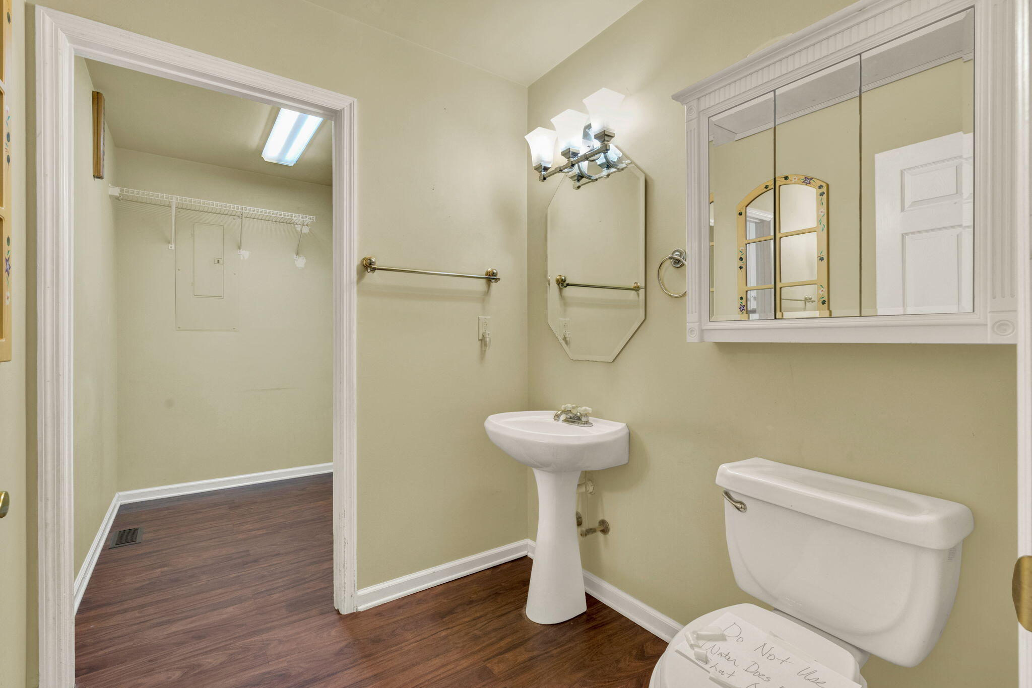 121 Mill Run Place NE