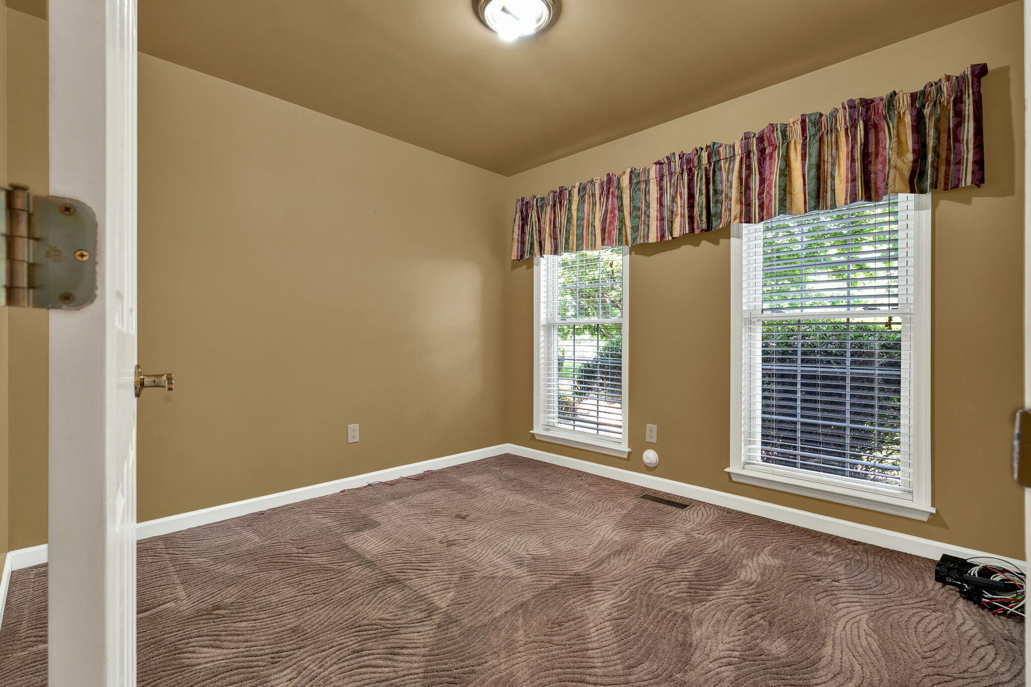 121 Mill Run Place NE