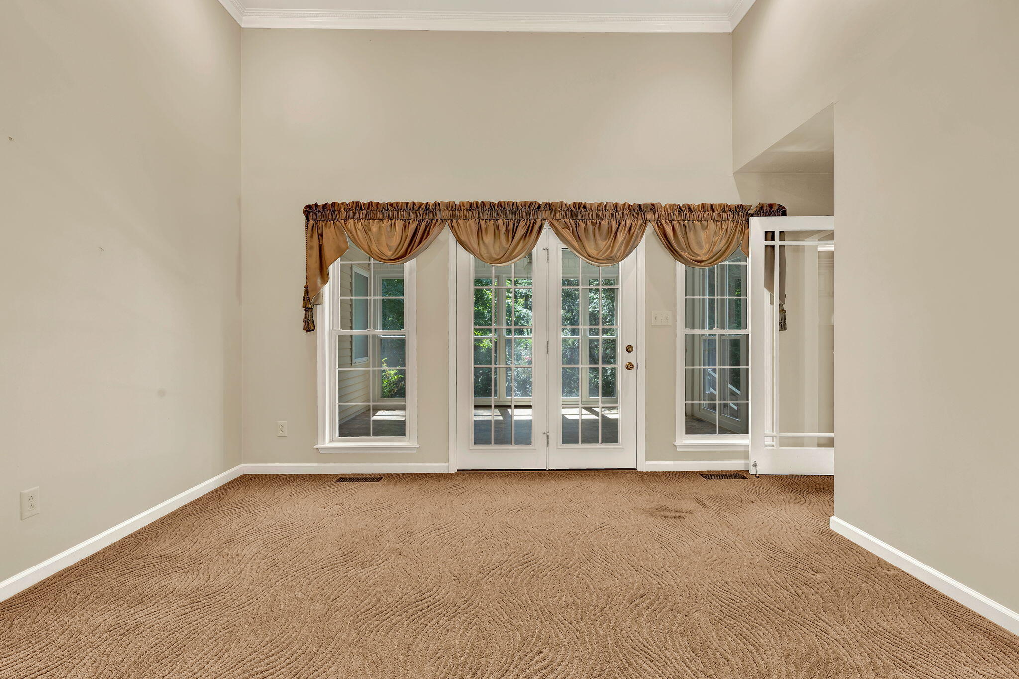 121 Mill Run Place NE