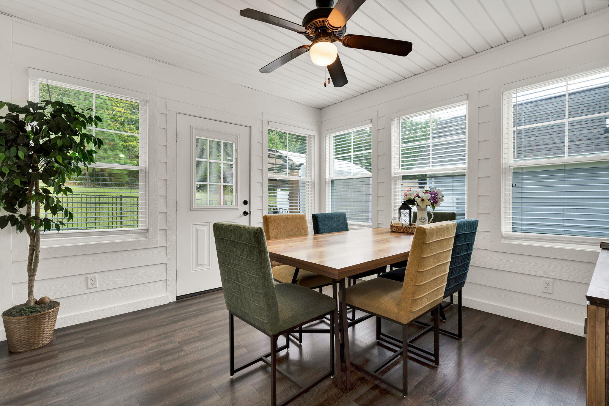 3116 Cottage Grove Circle NW