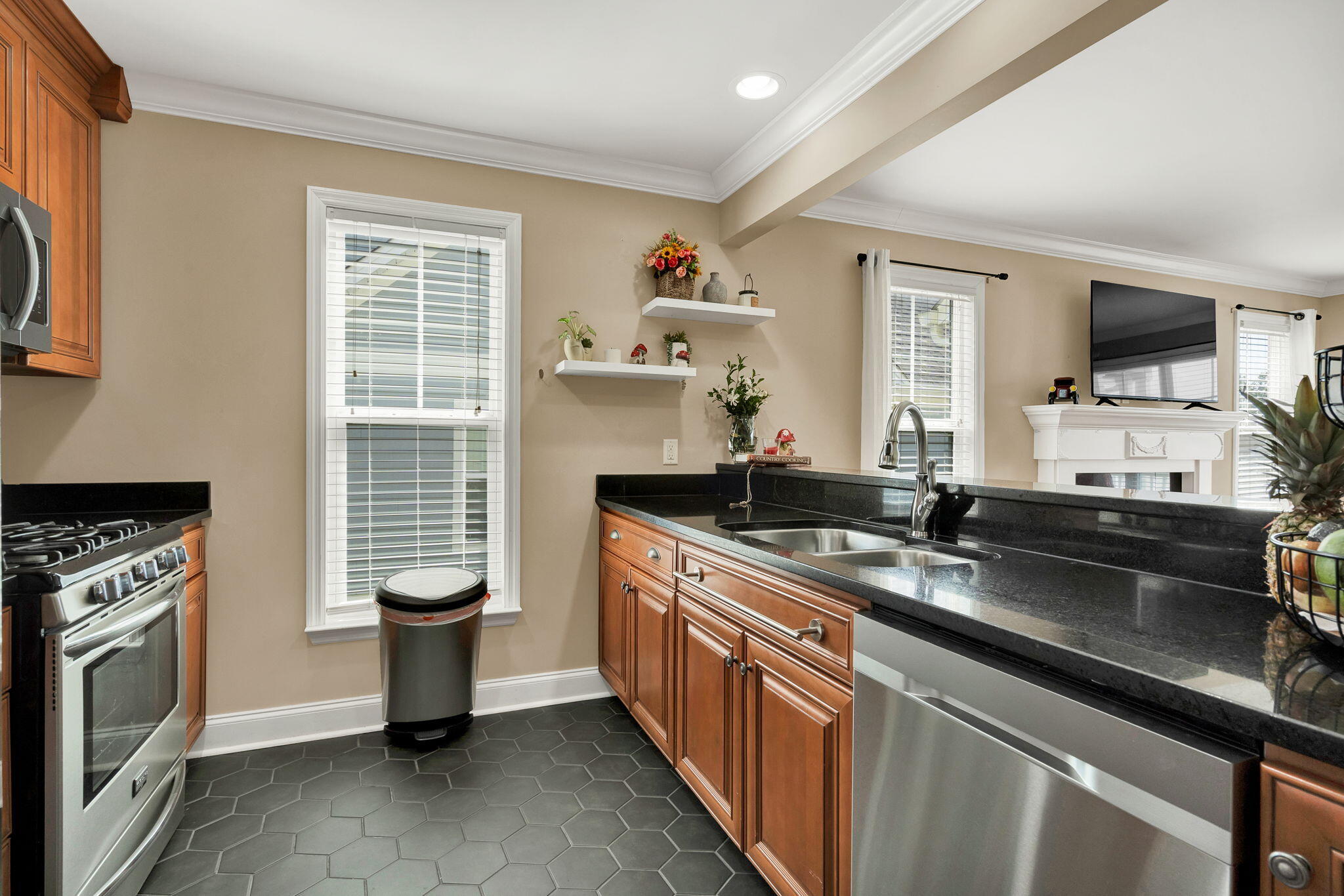 3116 Cottage Grove Circle NW