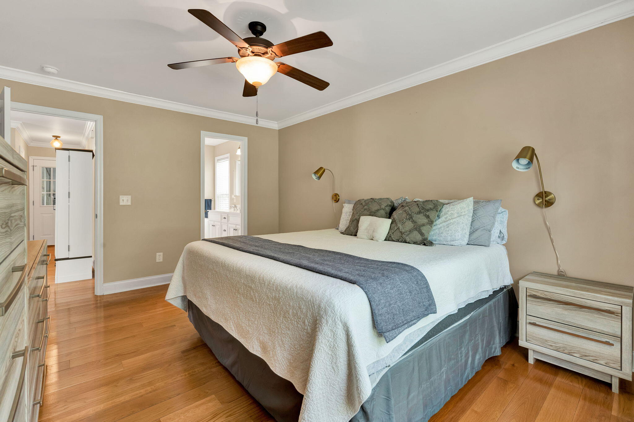 3116 Cottage Grove Circle NW