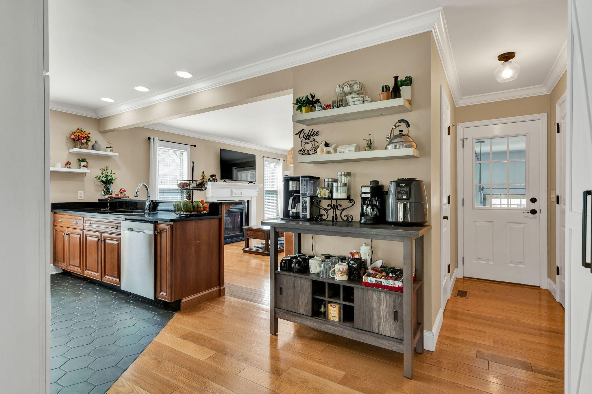 3116 Cottage Grove Circle NW