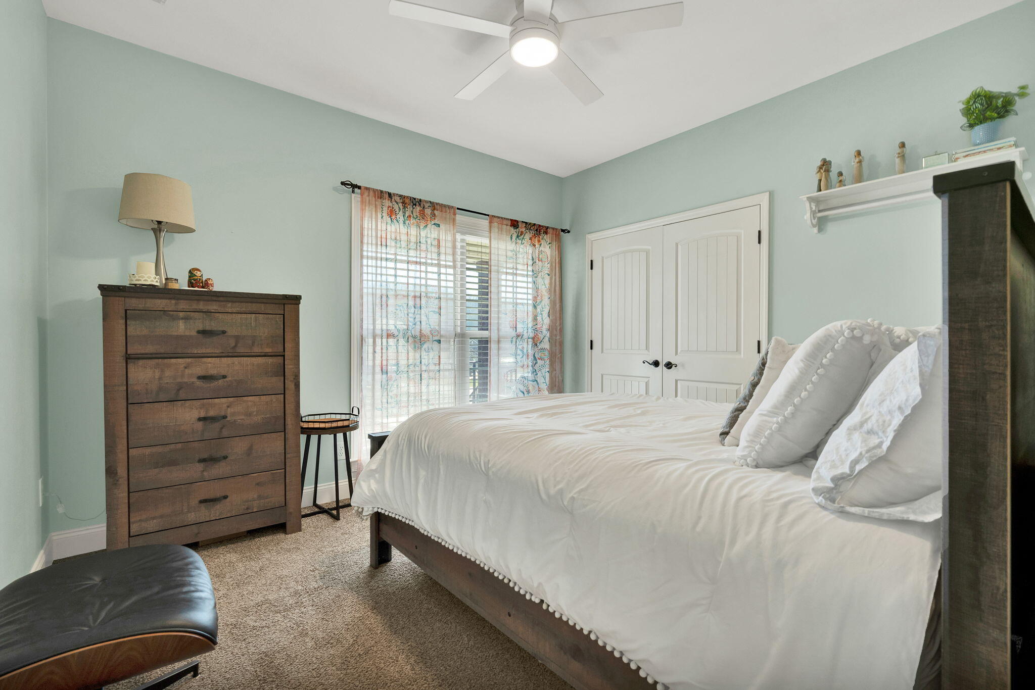 491 Thoroughbred Drive NW