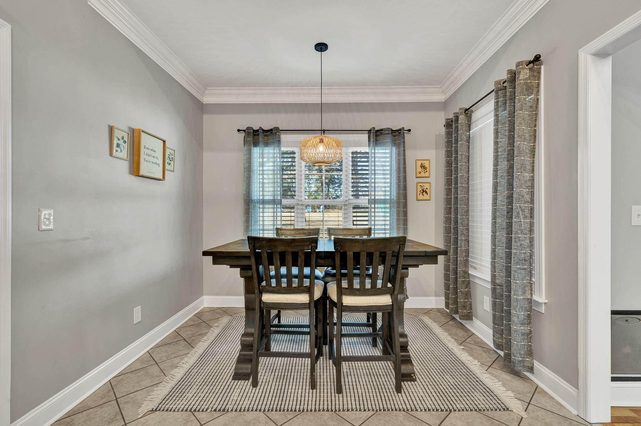 491 Thoroughbred Drive NW