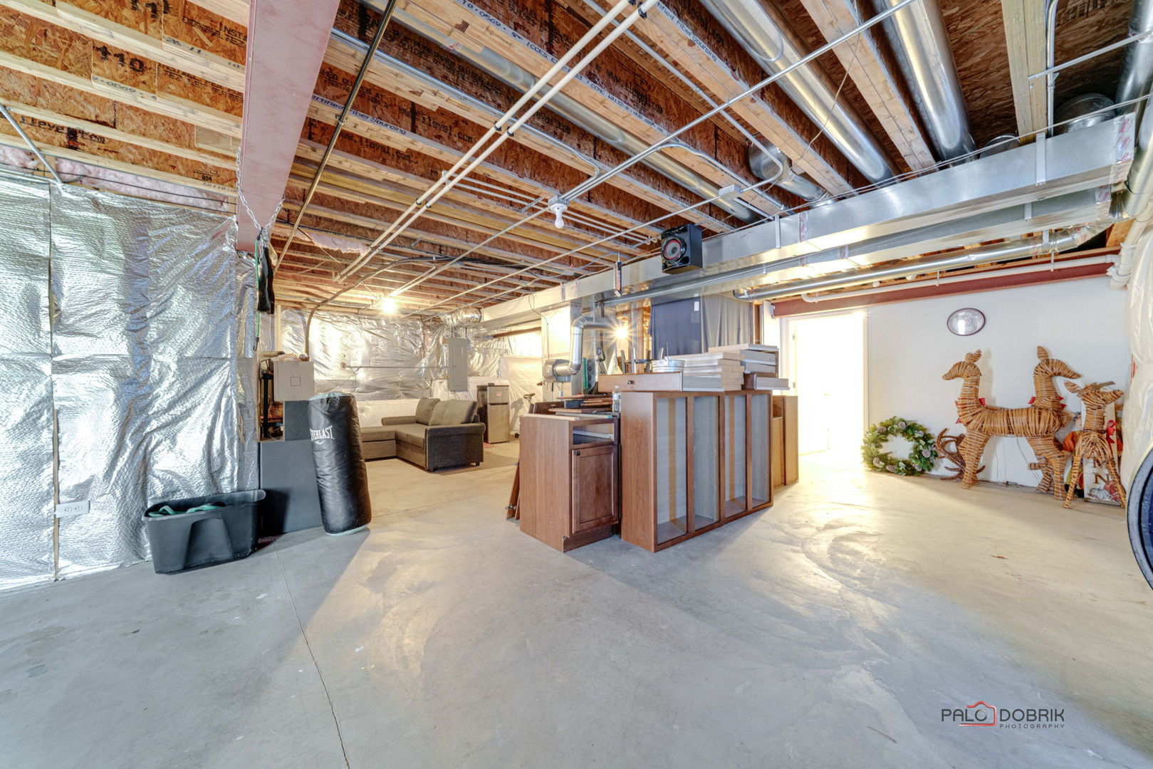 28037 W Canyon Court