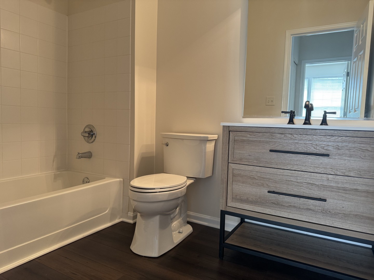 385 Sundown Court Unit: A