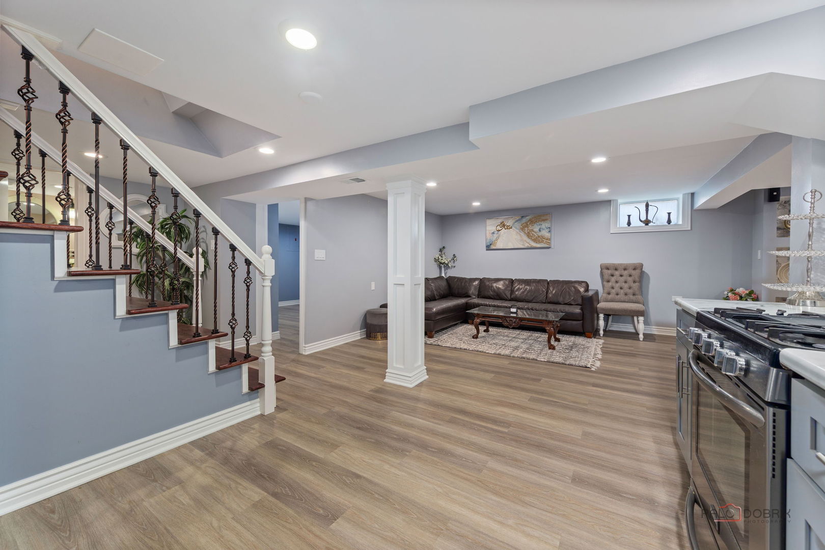 7630 N Oleander Avenue