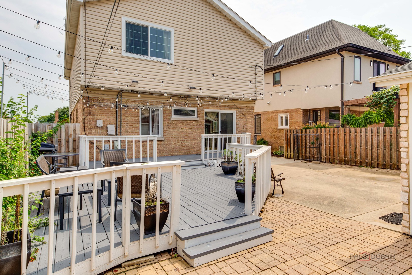 7630 N Oleander Avenue