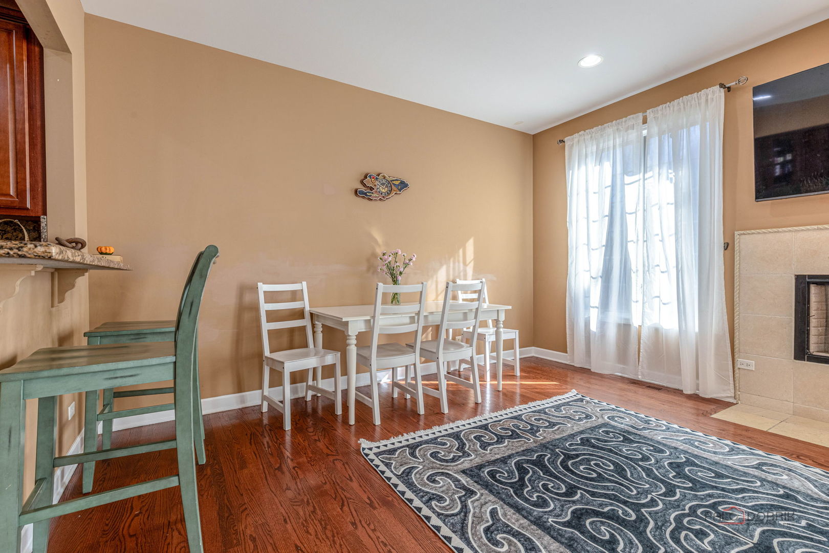 1521 Stonegate Manor