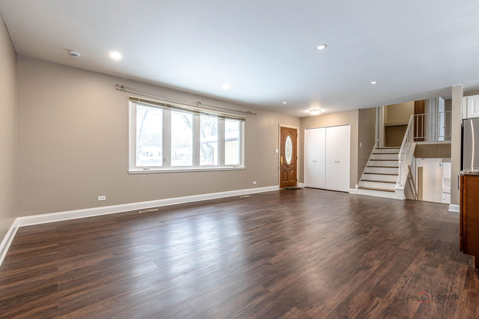 681 S Mount Prospect Road