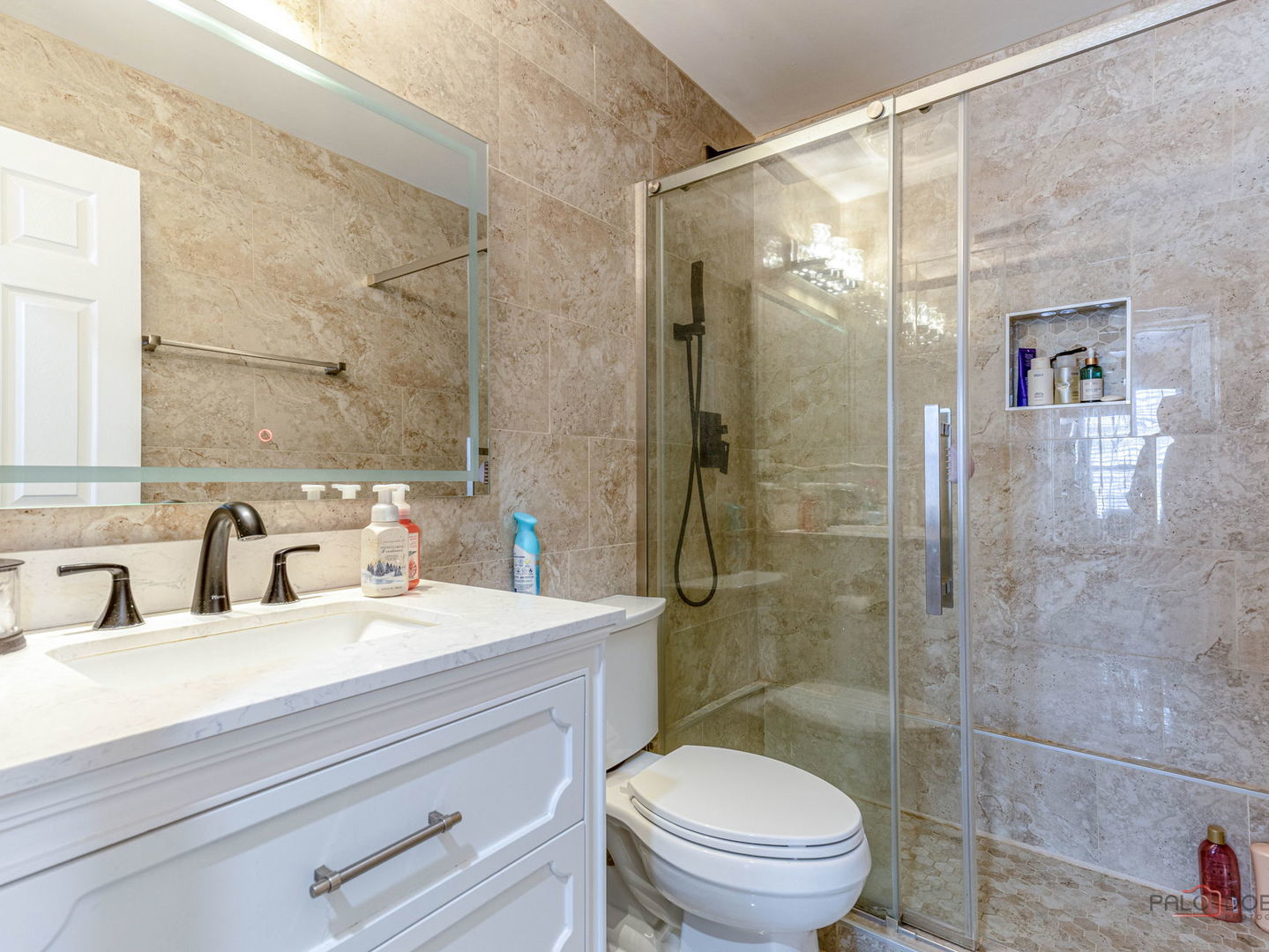 325 Green Knoll Lane Unit: 325