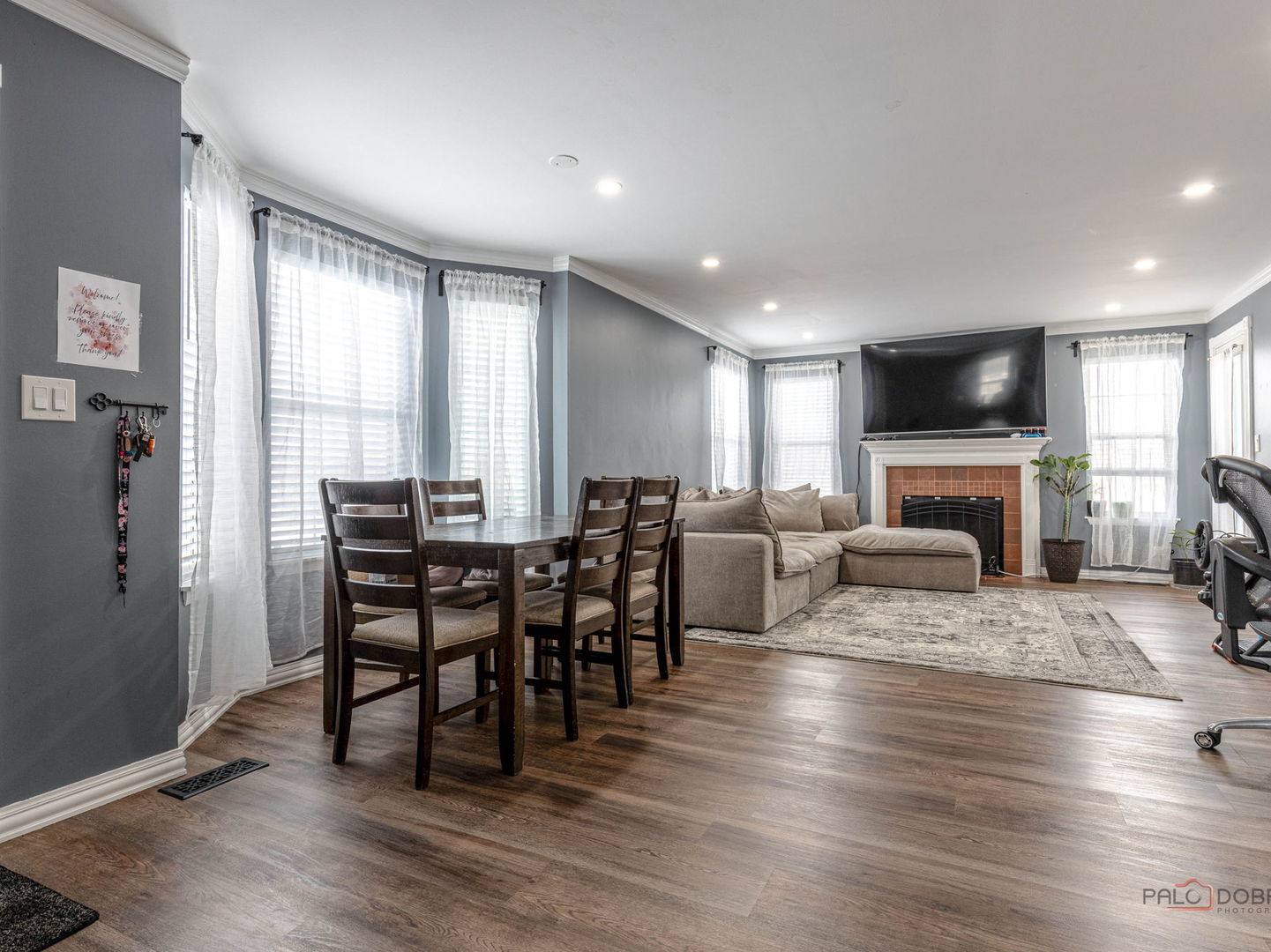 325 Green Knoll Lane Unit: 325