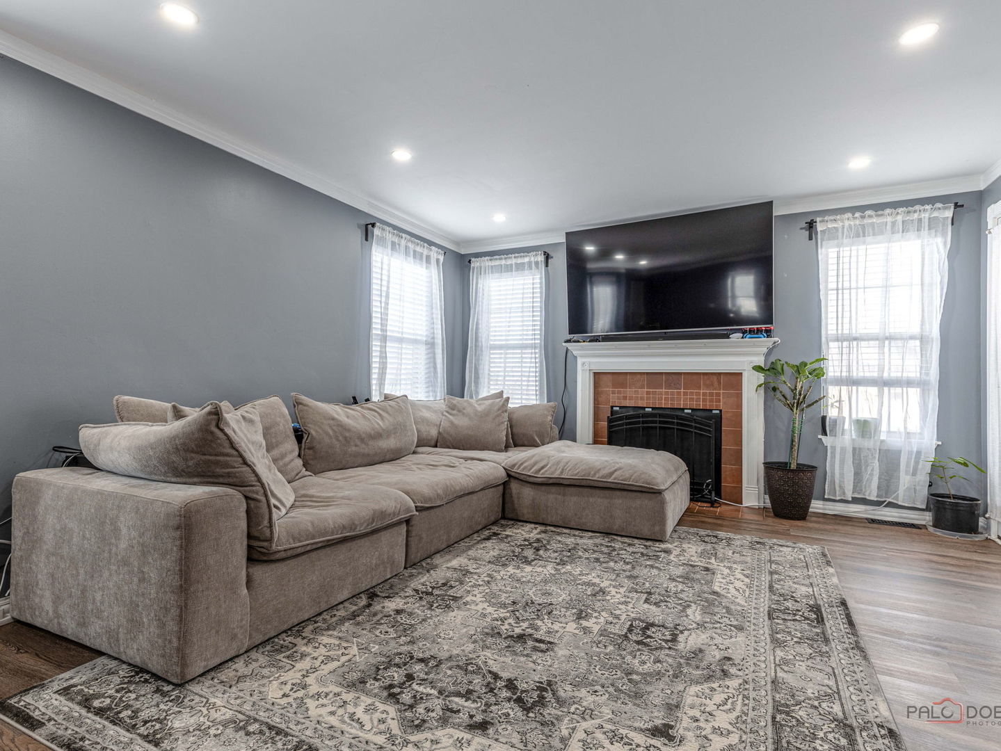 325 Green Knoll Lane Unit: 325