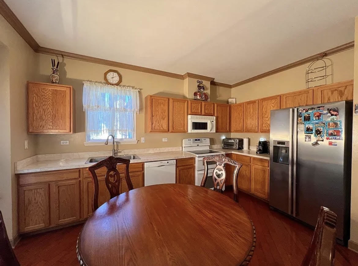 752 S Parkside Drive
