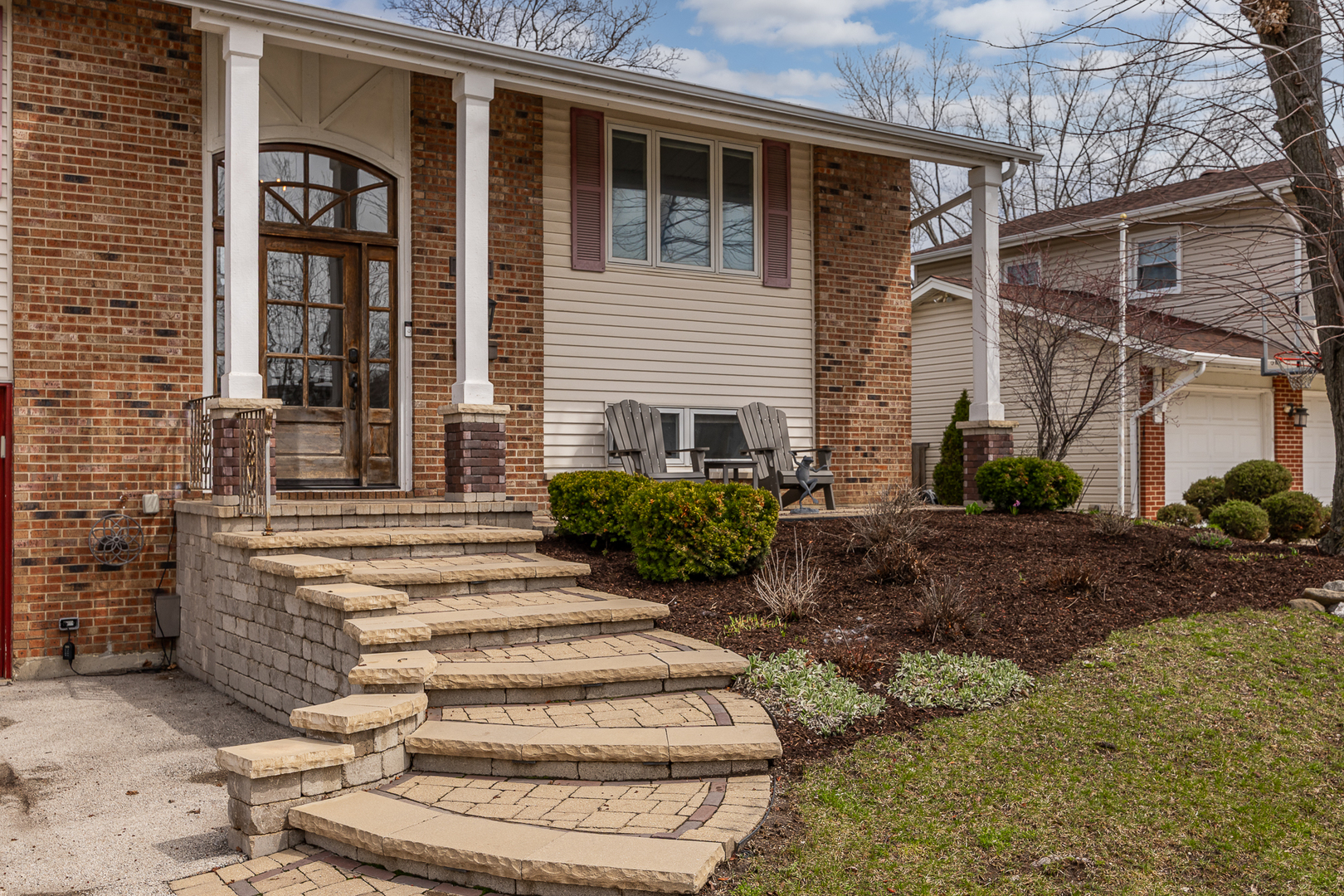 960 Sycamore Court