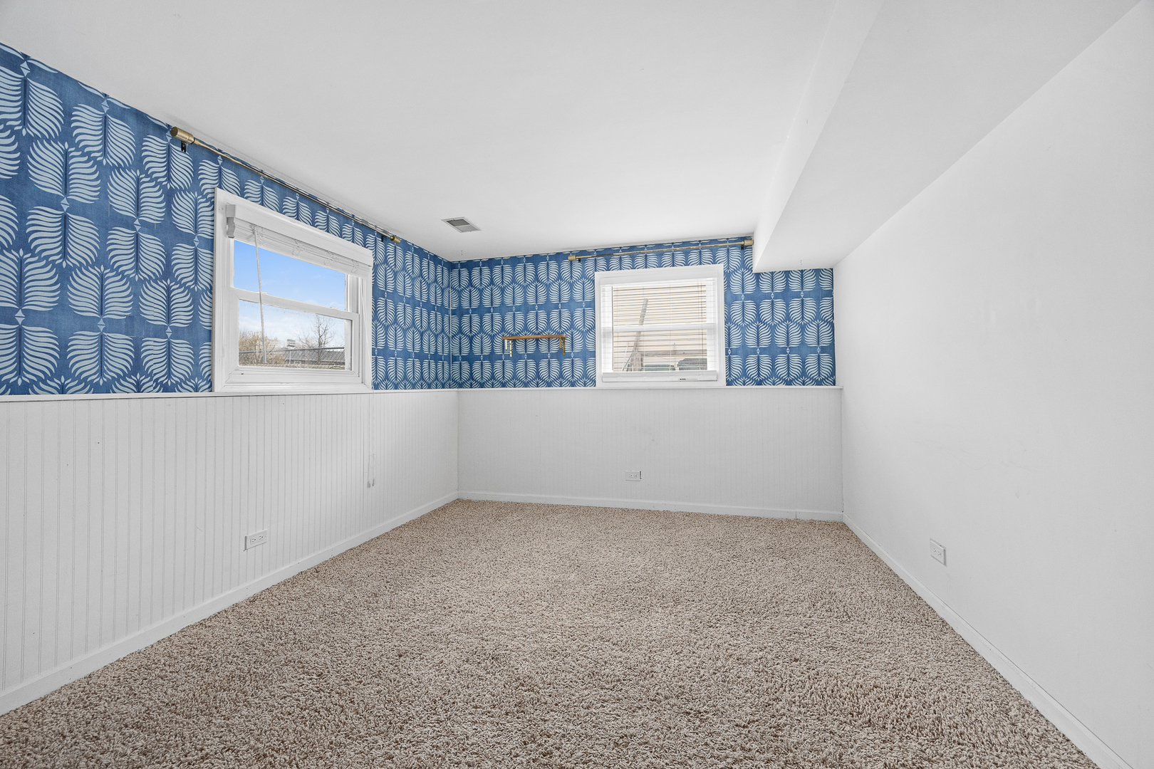 960 Sycamore Court