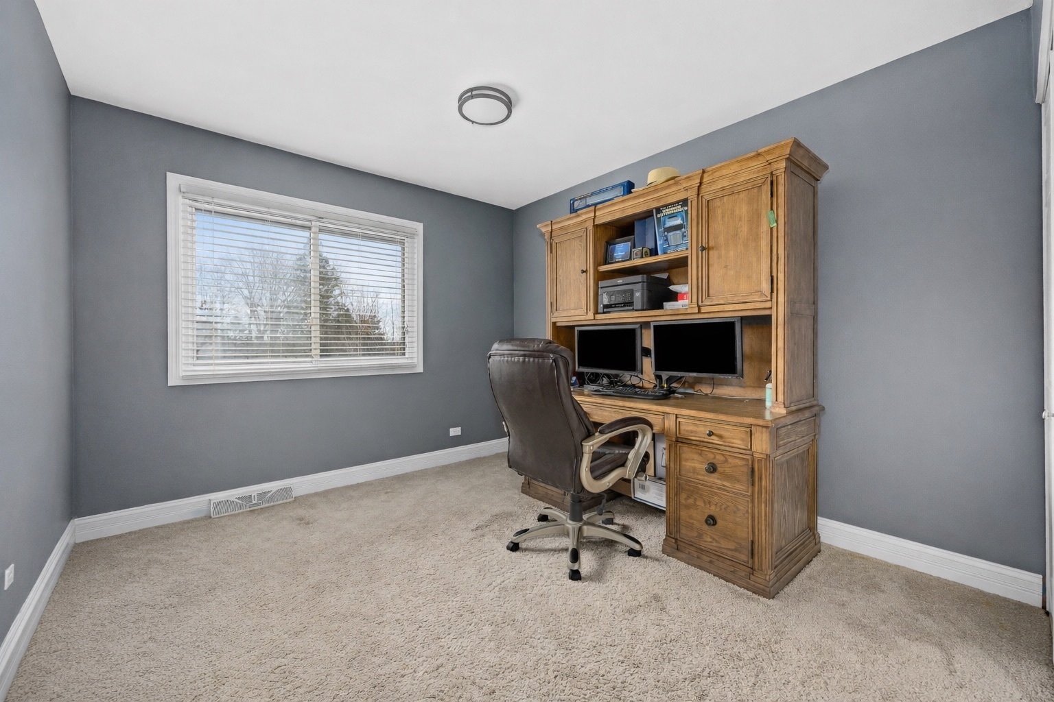 960 Sycamore Court