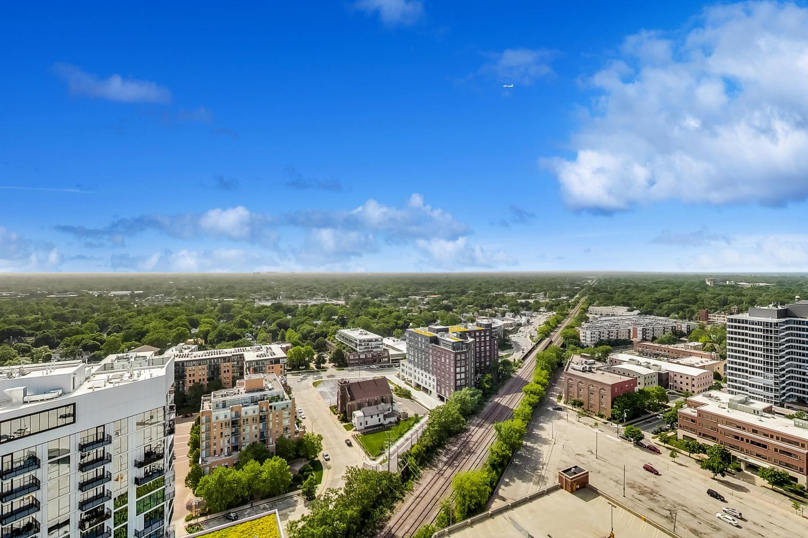1720 Maple Avenue Unit: 2420