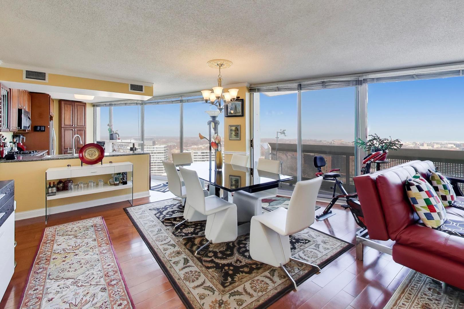 1720 Maple Avenue Unit: 2420
