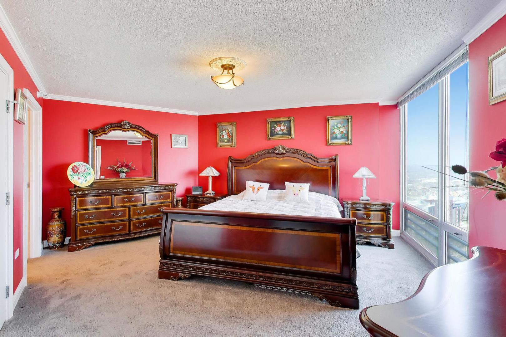1720 Maple Avenue Unit: 2420
