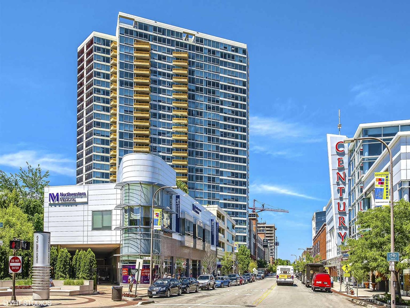 1720 Maple Avenue Unit: 2420