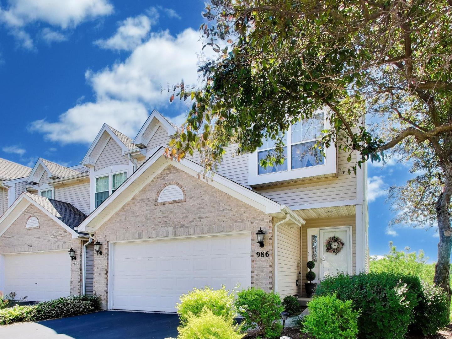 986 Viewpoint Drive