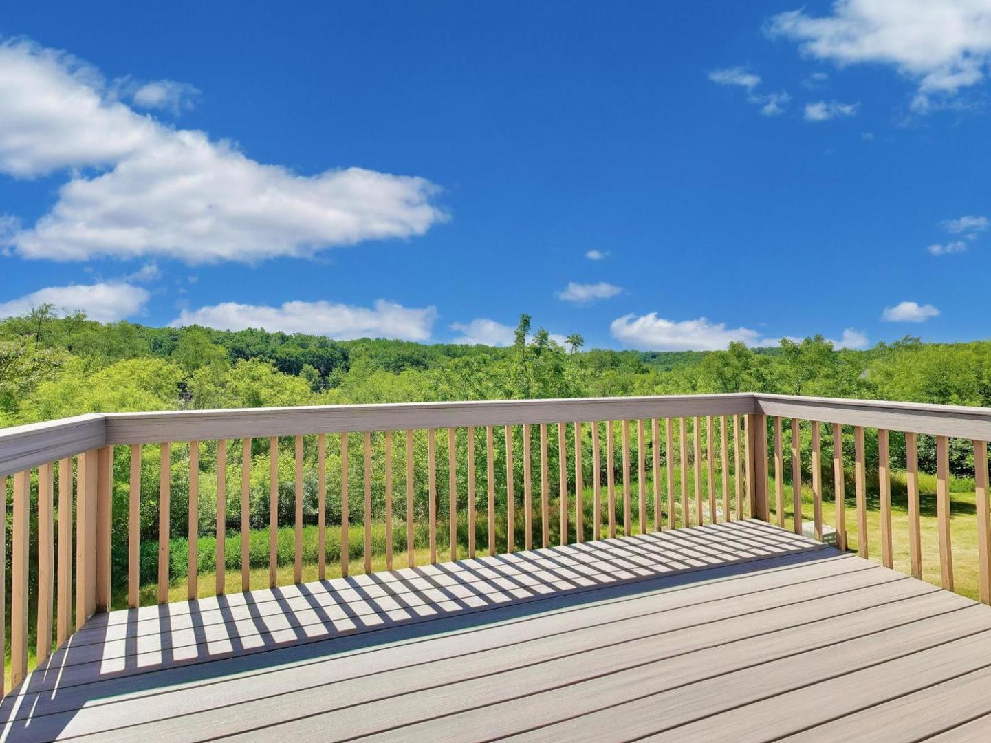 986 Viewpoint Drive