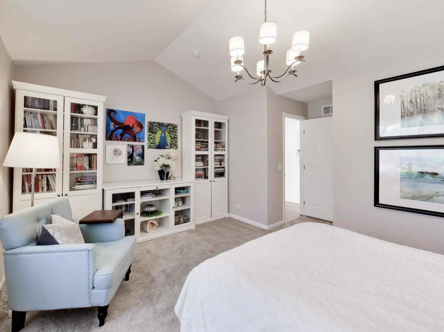 986 Viewpoint Drive