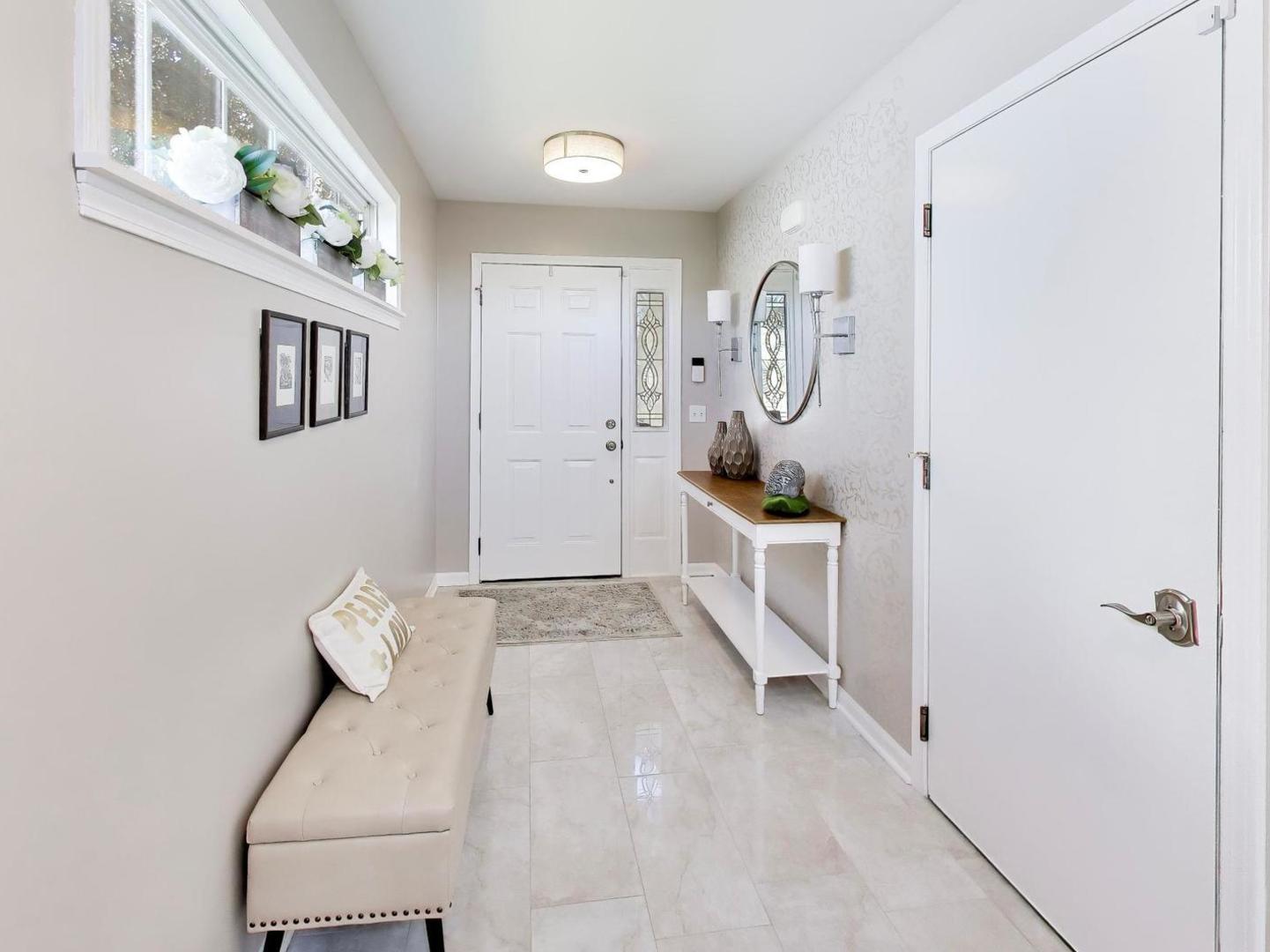 986 Viewpoint Drive