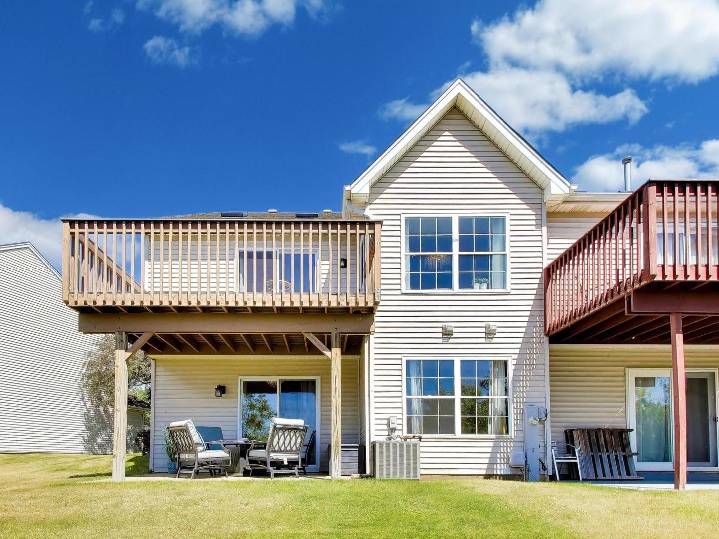 986 Viewpoint Drive