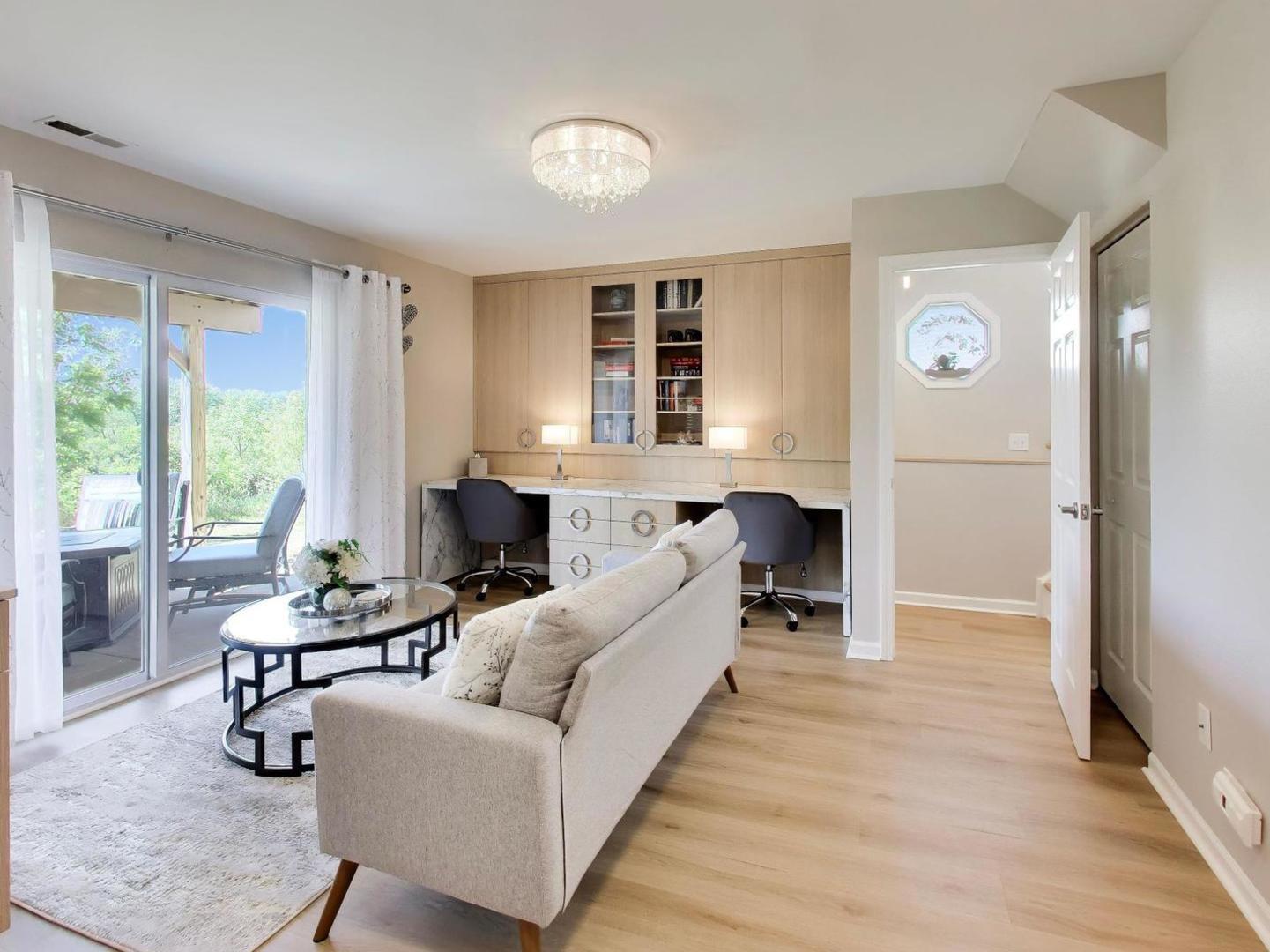 986 Viewpoint Drive