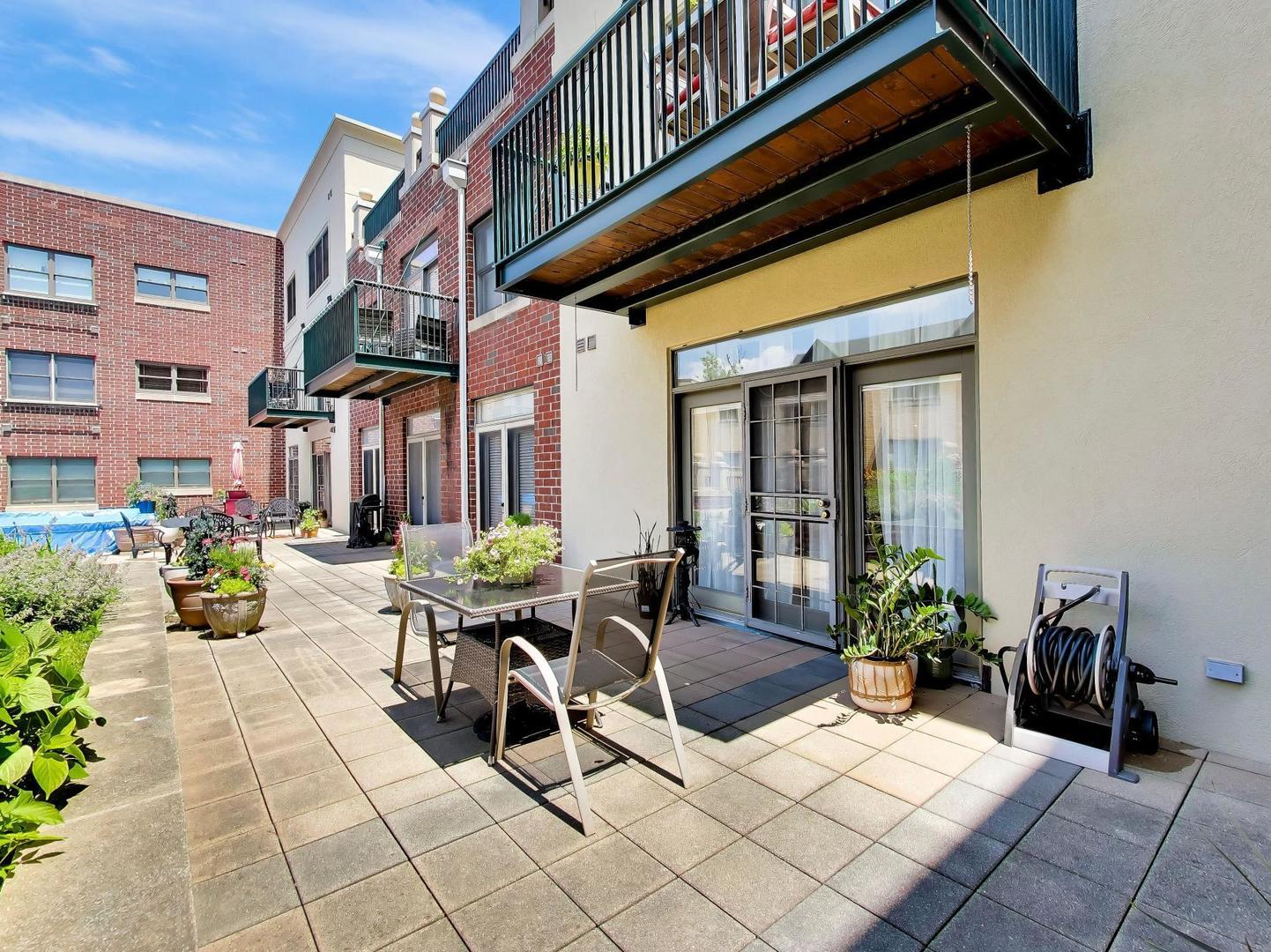 1107 Greenleaf Avenue Unit: 2I