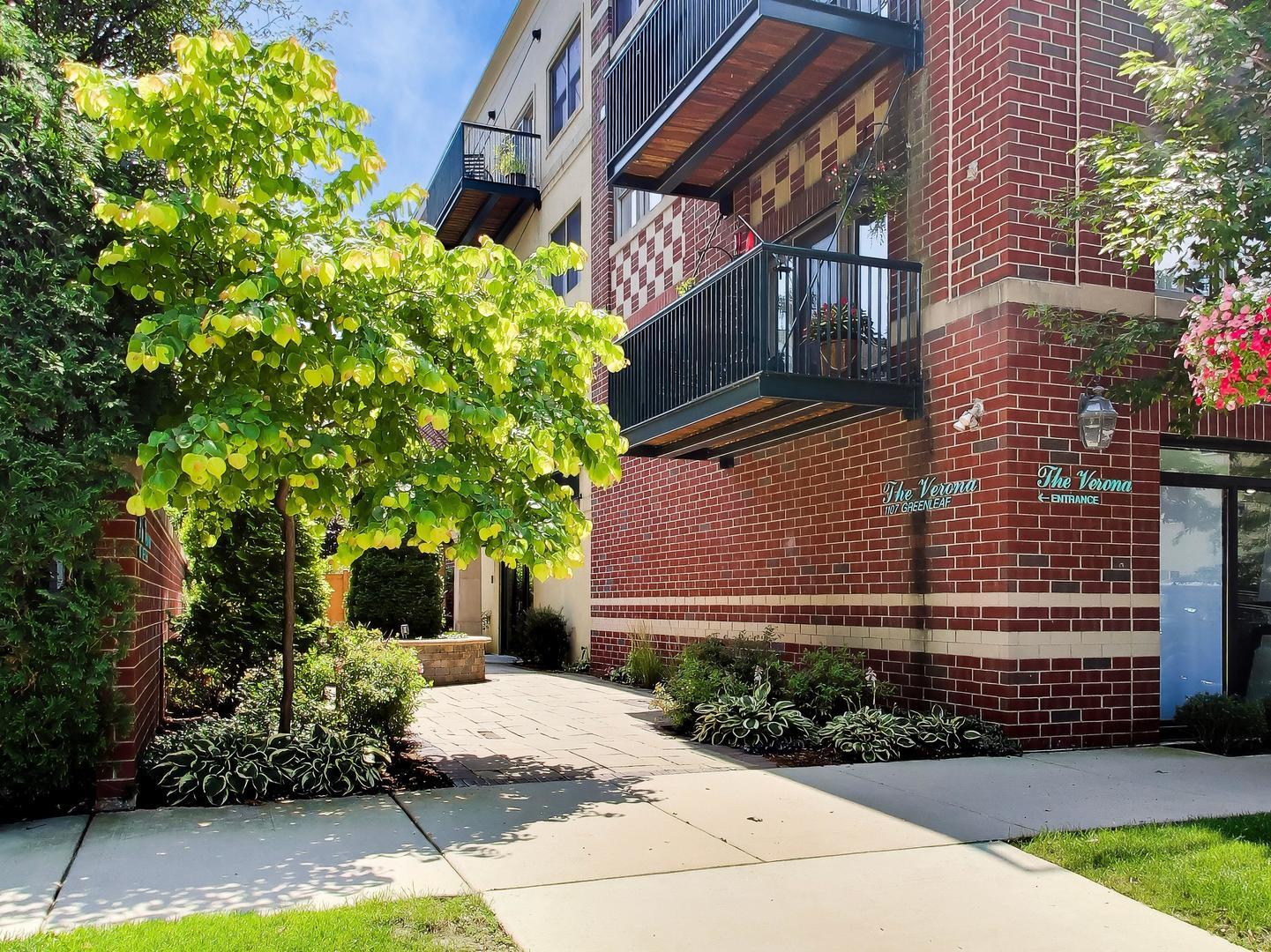 1107 Greenleaf Avenue Unit: 2I