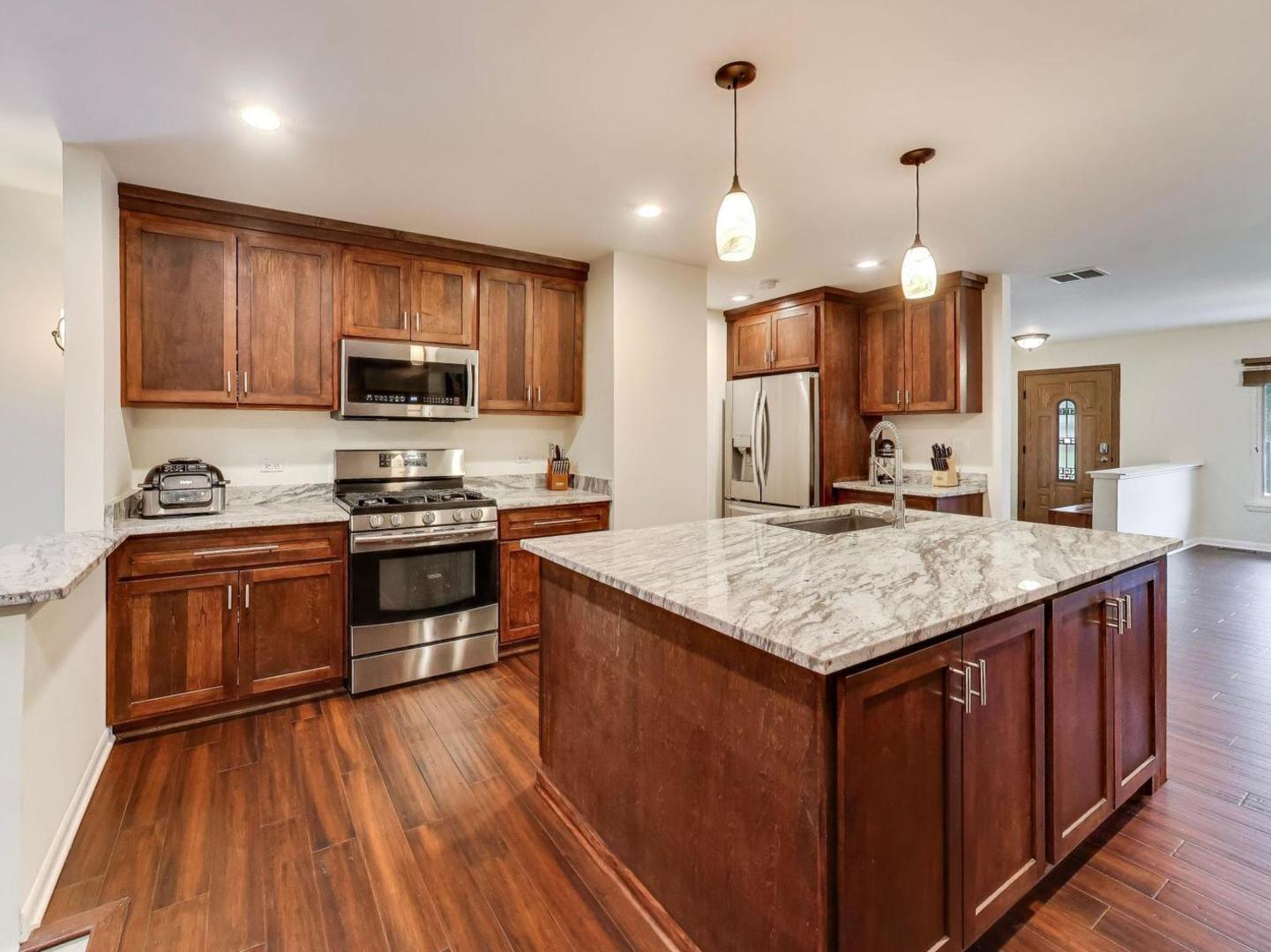 603 Chelmsford Lane