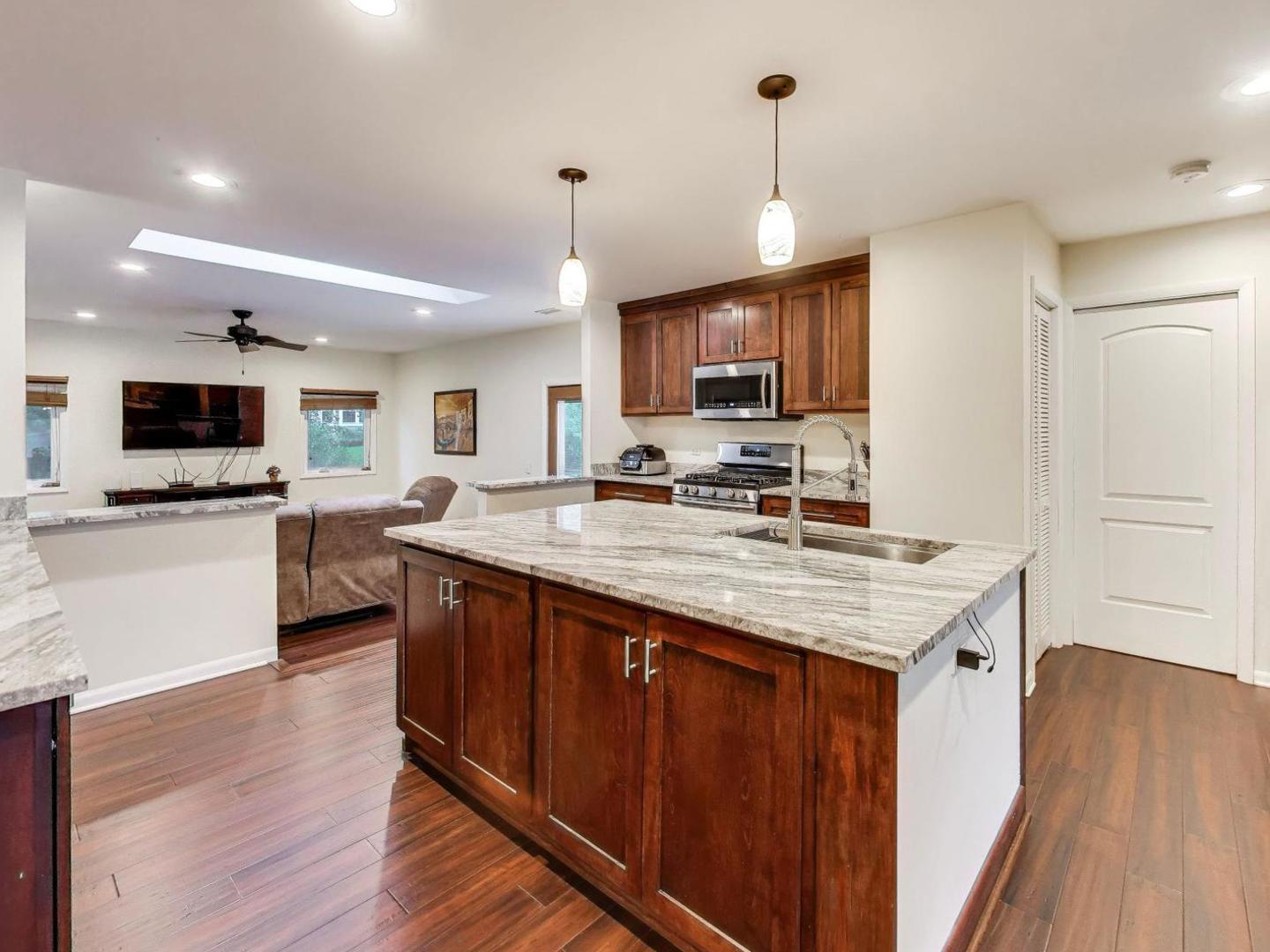 603 Chelmsford Lane