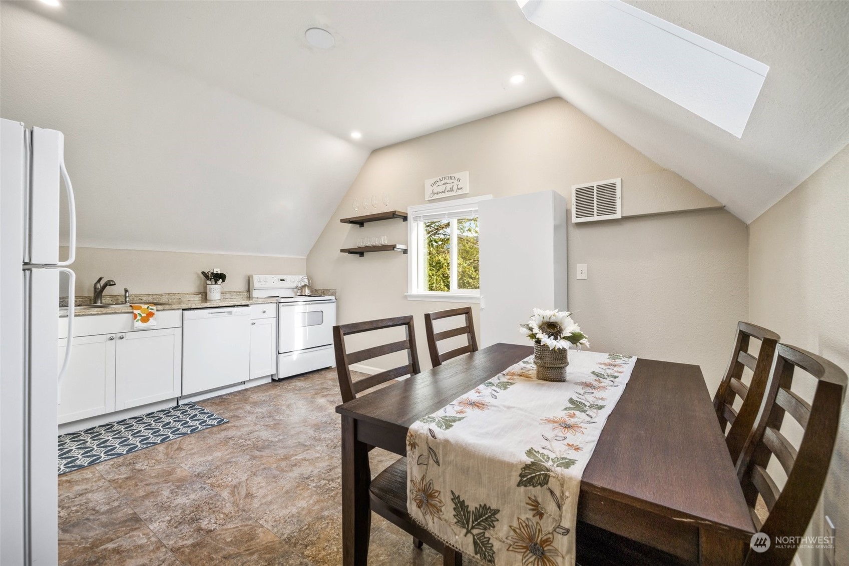 107 E 35th Street