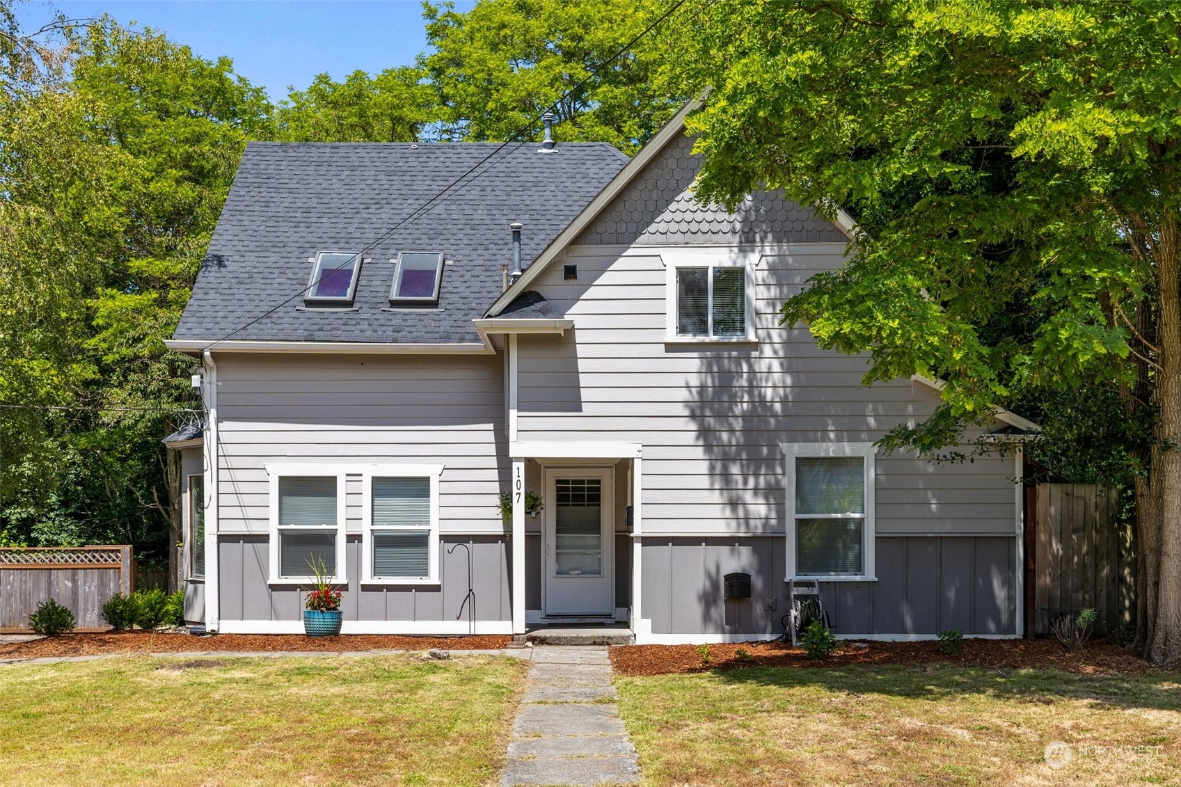 107 E 35th Street